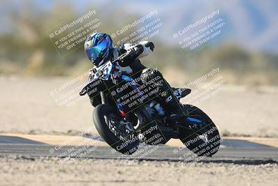 media/Dec-07-2025-CVMA (Sun) [[3e7d2de5dc]]/Race 12- Formula 40 MW and LW/